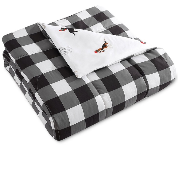 Full/Queen set includes 3 pieces: comforter (90" x 90"), two shams (20" x 26"') - Picture 4 of 13